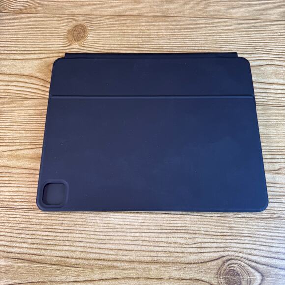 Magnetic Keyboard Case iPad Pro 13" 2024 Multi-Touch Trackpad Floating Backlit - Picture 6 of 12